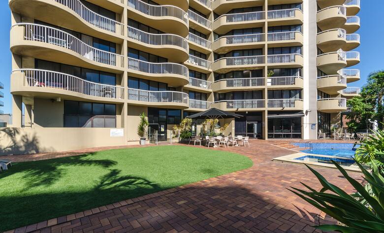 Hotel Central Hillcrest Apartments