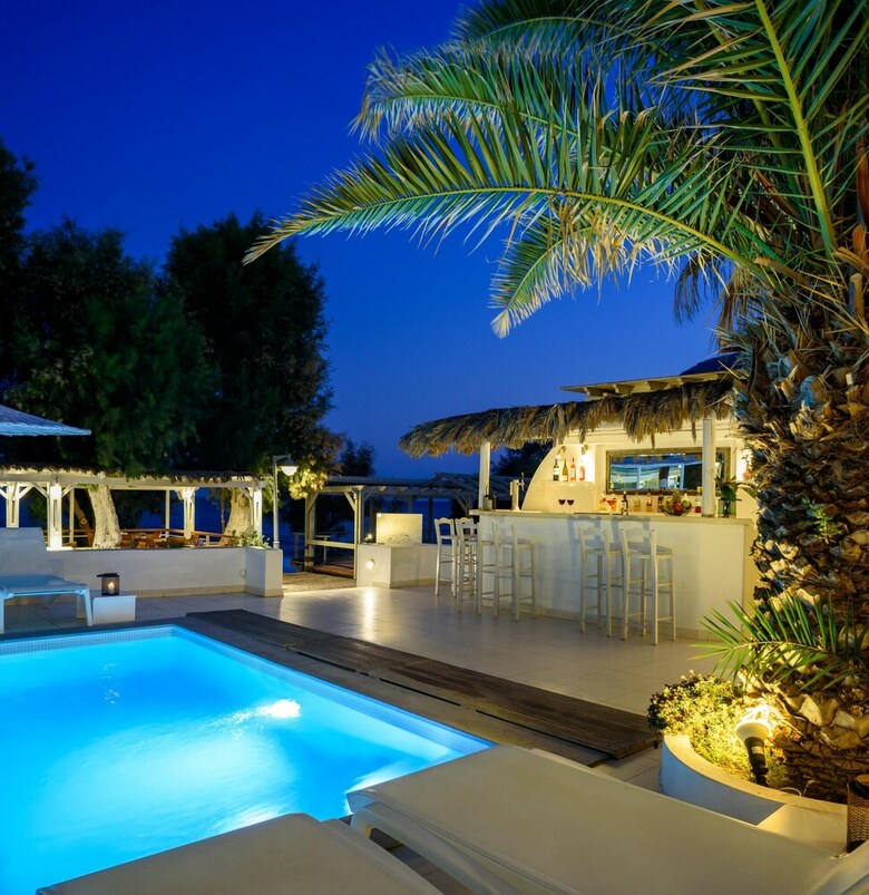 Hotel Alesahne Beach