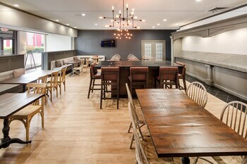 Red Lion Hotel Atlanta Airport