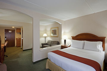 Holiday Inn Express Hotel & Suites Hartford Convention Ctr Area