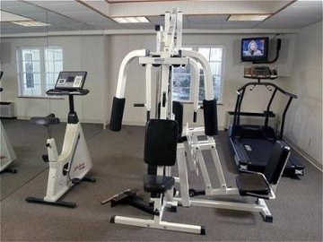 Holiday Inn Express Hotel & Suites Hartford Convention Ctr Area