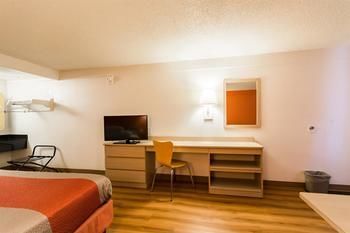 Motel 6 Philadelphia Airport - Essington