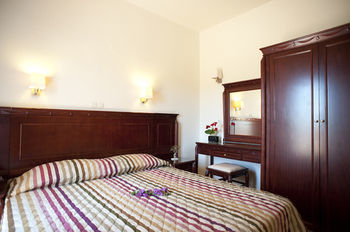 Aparthotel Lito Beach