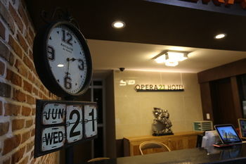 Opera 21 Hotel