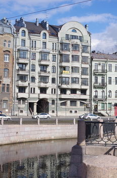 Bon Voyage Hotel