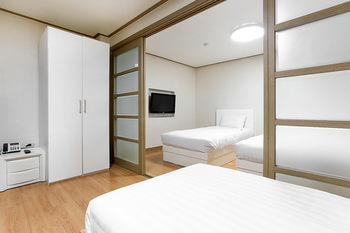 Aparthotel Blooming House Residence