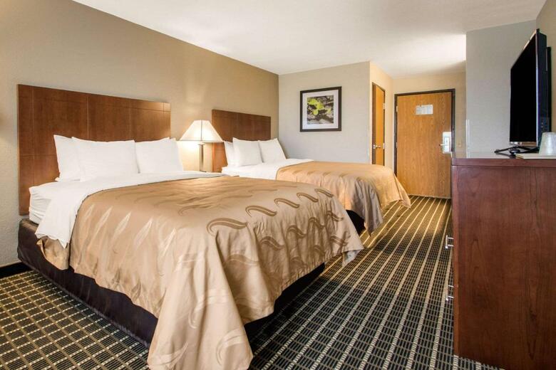 Hotel Roadstar Inn