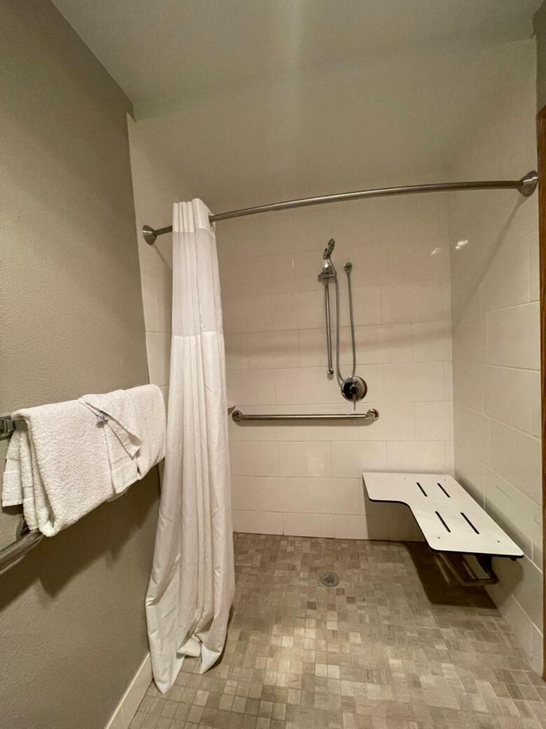 Hotel Roadstar Inn