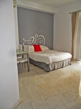 Apartamentos Mariano De Cavia