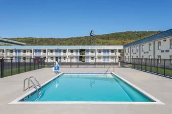 Hotel Days Inn Roanoke Near I-81