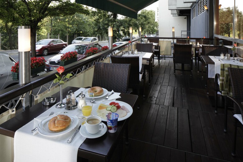 Hotel Charles