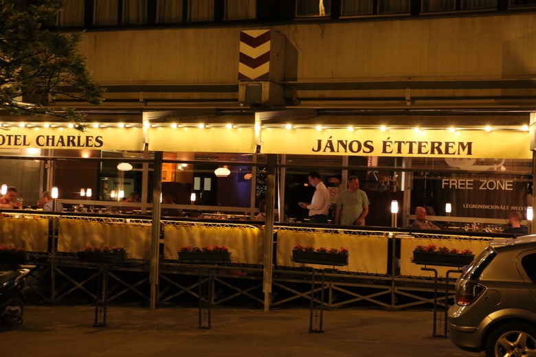 Hotel Charles