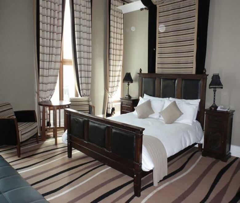 Hotel Jackson Court