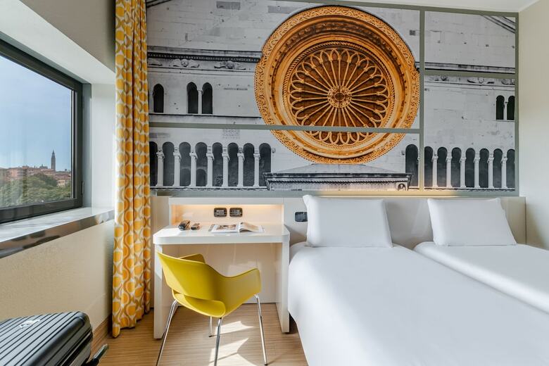 Hotel Ibis