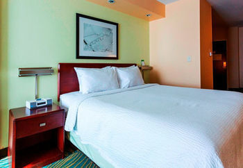 Hotel Springhill Suites By Marriott Boston Devens Common Center