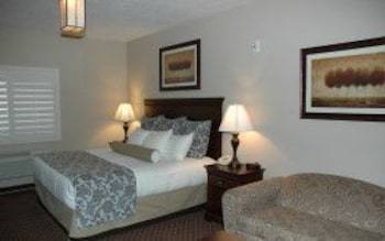 Hotel The Landmark Inn & Suites