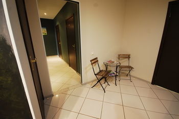 Albergue Landmark City Hotel