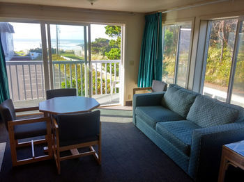 Hotel Surfside Oceanfront Resort