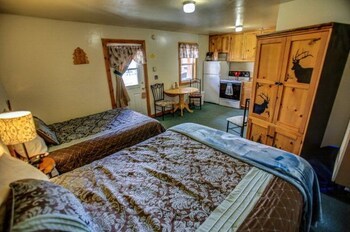 Motel Cascade Lake Inn