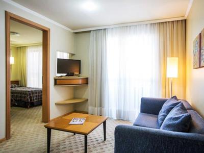 Hotel Astron Su�tes S�o Jos� Dos Pinhais