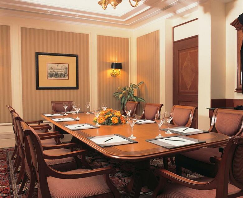 Hotel Oberoi Bangalore