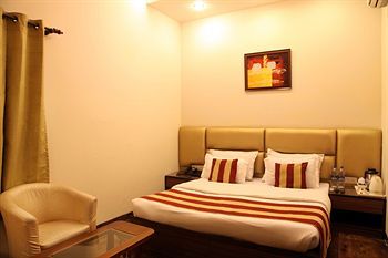 Rupam Hotel