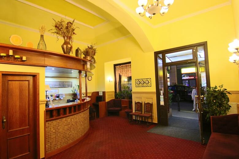 Old Prague Hotel