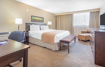 Hotel Baymont Inn & Suites Red Deer
