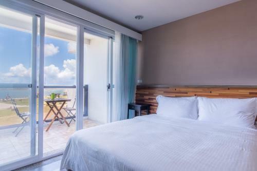 Malibu Oceanview Homestay
