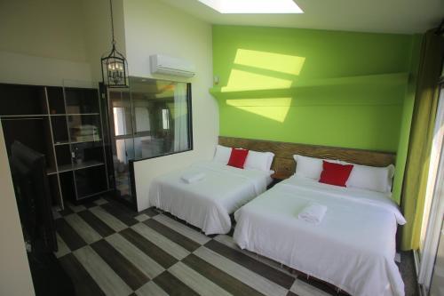Malibu Oceanview Homestay