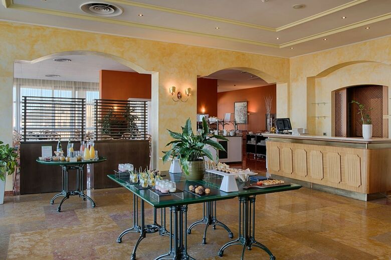 Hotel NH Ancona