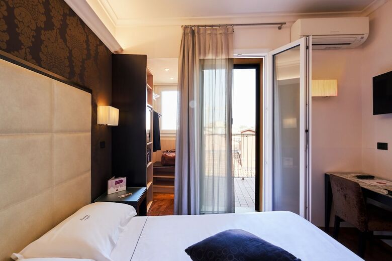Hotel Touring