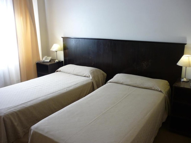 Hotel Puerta Del Sol