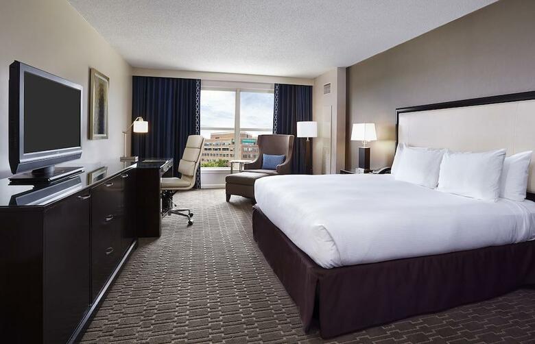 Hotel Hilton Alexandria Old Town