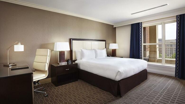 Hotel Hilton Alexandria Old Town
