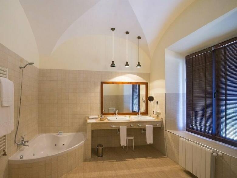 Hotel Cortijo Santa Cruz