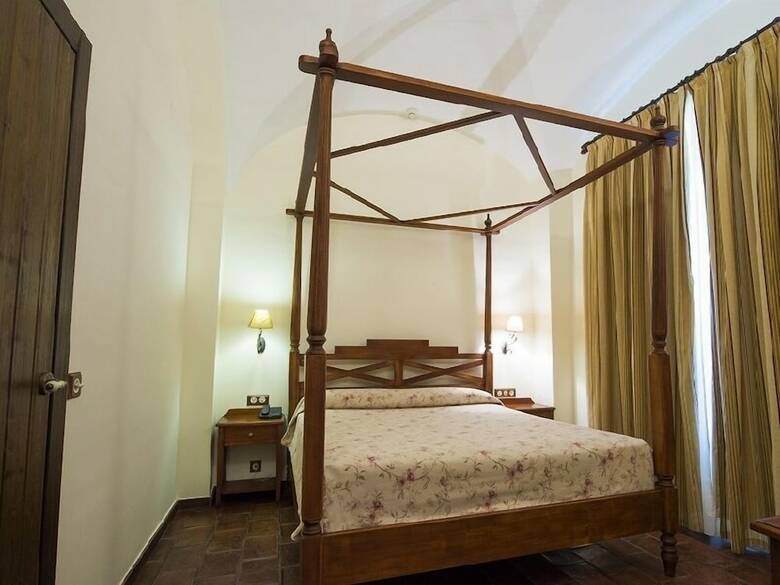 Hotel Cortijo Santa Cruz