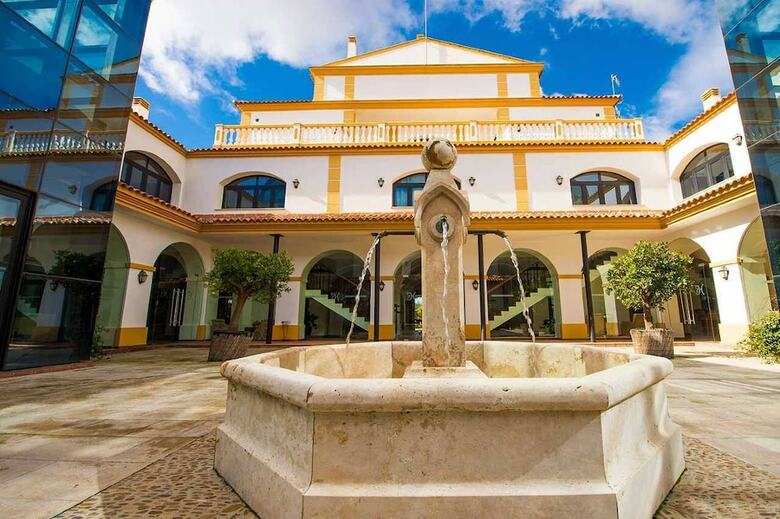 Hotel Cortijo Santa Cruz