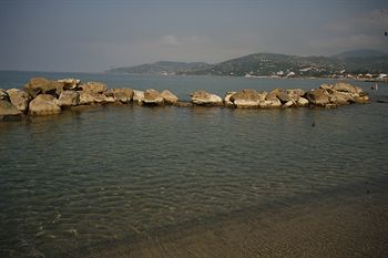 Hotel Leucosya