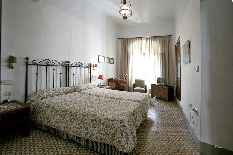 Hotel Domus Selecta Posada De Palacio