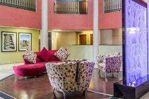 Hotel Comfort Inn & Suites