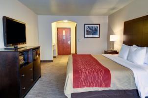 Hotel Comfort Inn & Suites