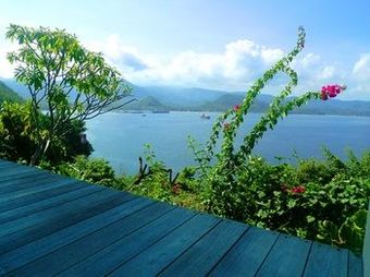 Bloo Lagoon Village