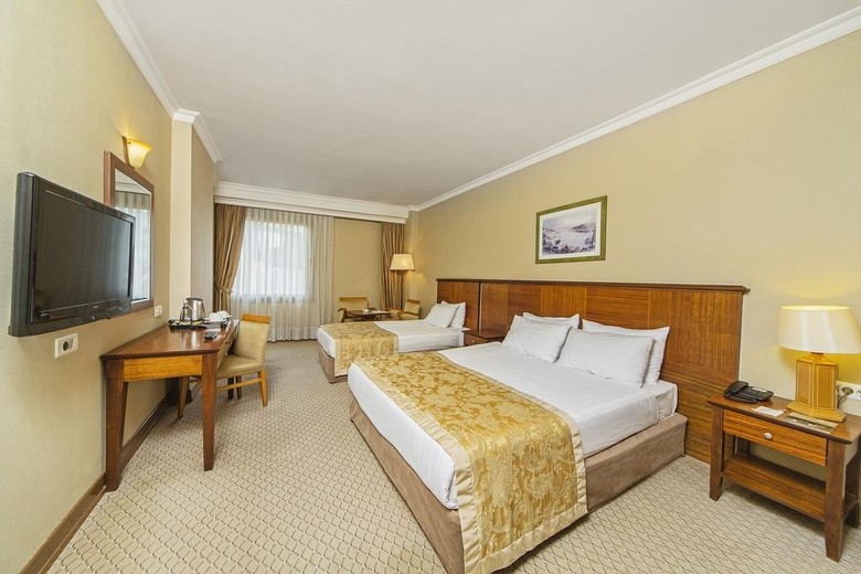 Hotel Grand Oztanik