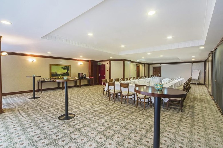 Hotel Grand Oztanik