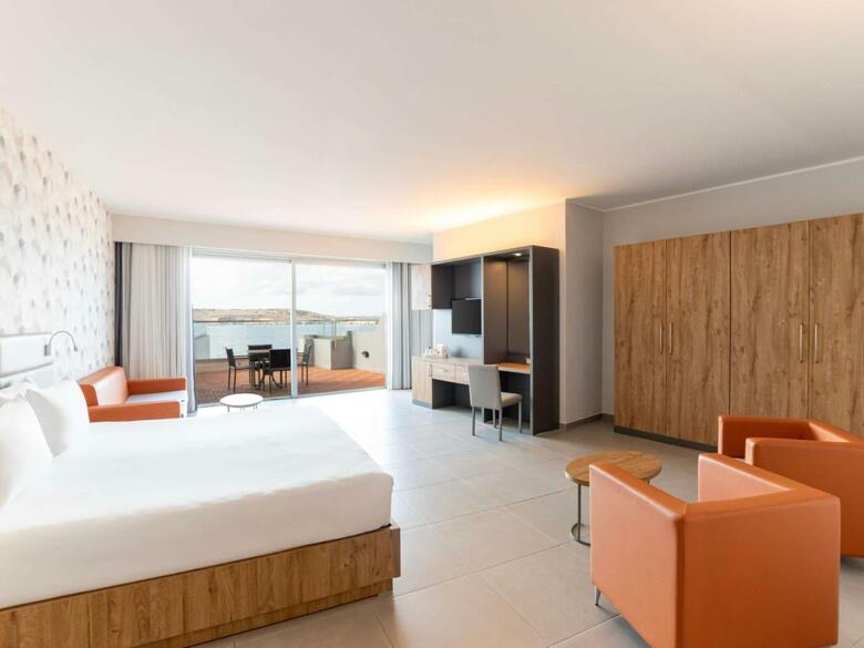 Hotel Doubletree By Hilton Malta