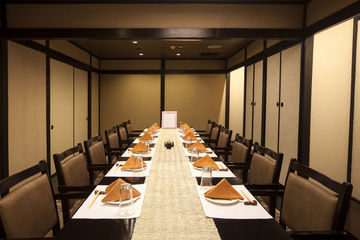Hotel Avalon Courtyard Residences & Suites