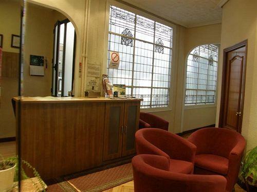 Hostal Avenida