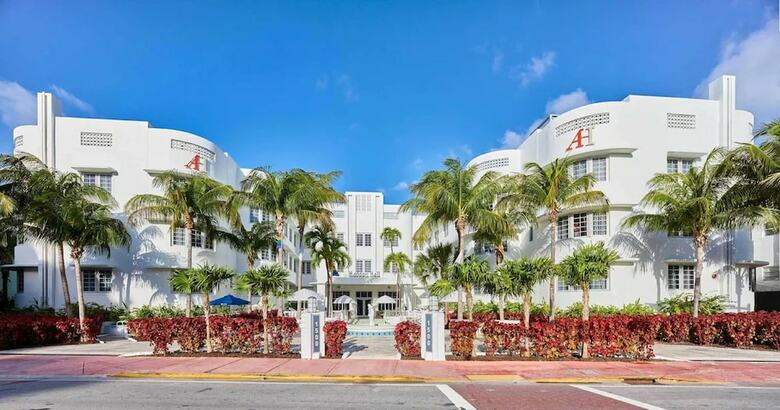 Hotel The Hall South Beach