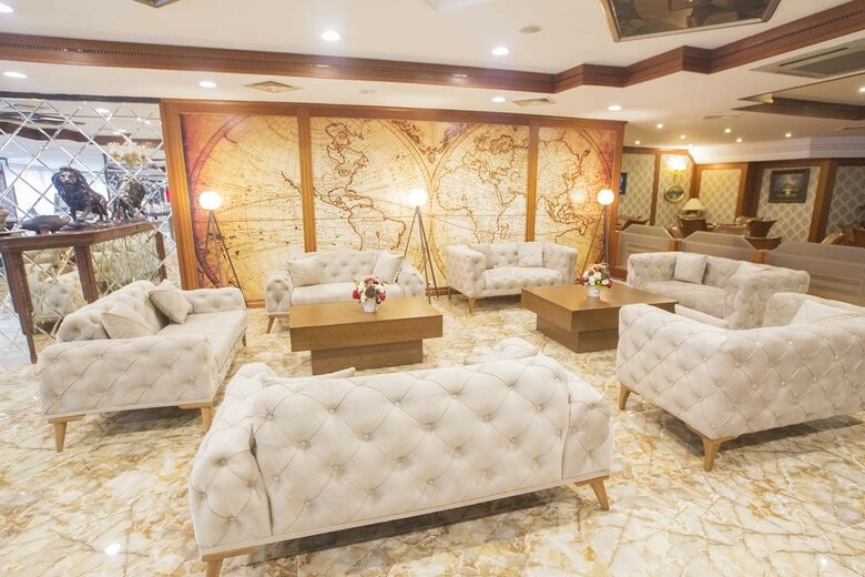 Nova Plaza Crystal Hotel & Spa